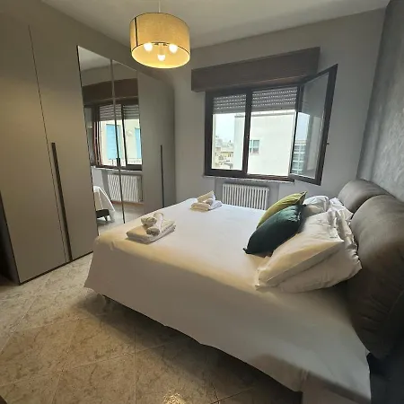 Apartament Vivere Il Mare Dall Attico - Spazioso Elegante E A Pochi Passi Dalla - Garage Privato